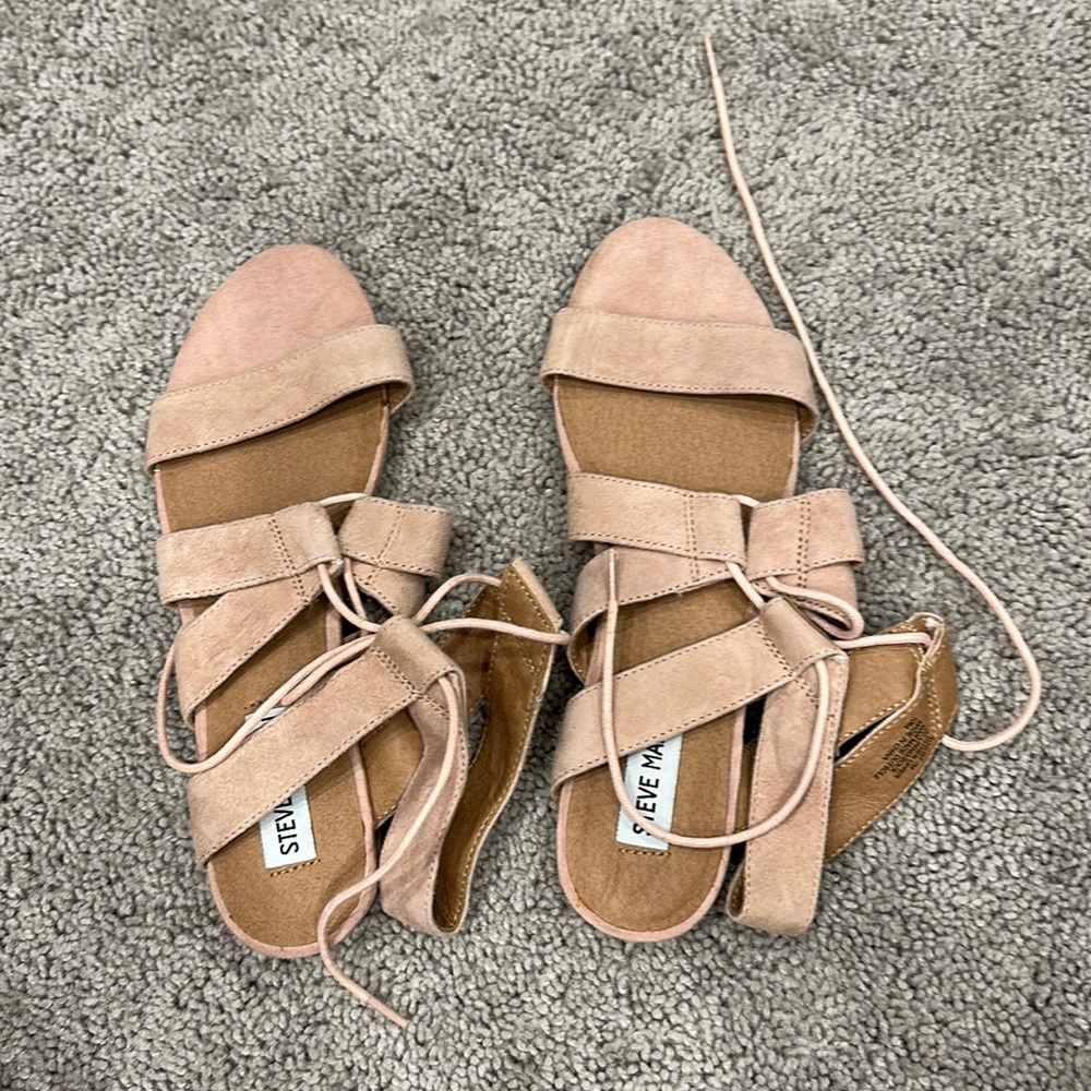 New Steve Madden Pink Gladiator Strap Up Flat Sandals (7)